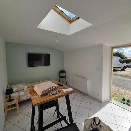 Petit T2 De La Fosse à L'âne Apartamento Le Fuilet