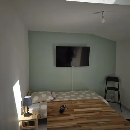 Petit T2 De La Fosse à L'âne Le Fuilet