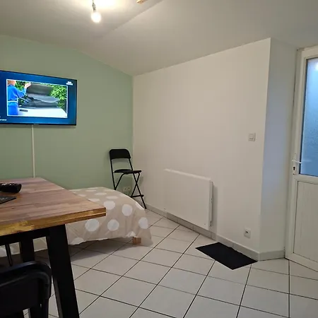 Appartement Petit T2 De La Fosse à L'âne Le Fuilet
